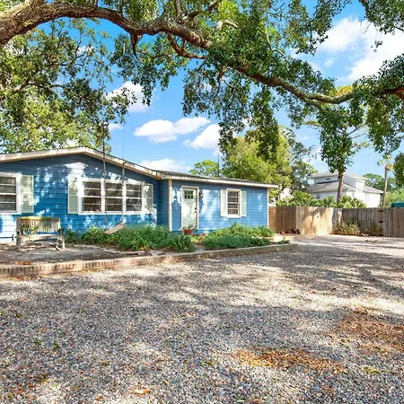 Little Blue Beach House-2
